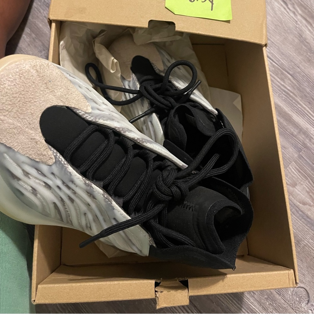 Yeezy shoes